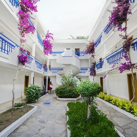 Club Blue White All Inclusive Turgutreis Exterior photo