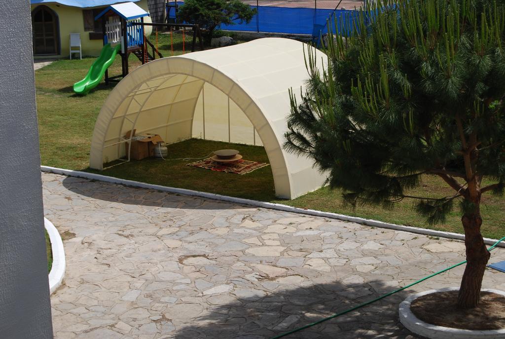 Club Blue White All Inclusive Turgutreis Exterior photo