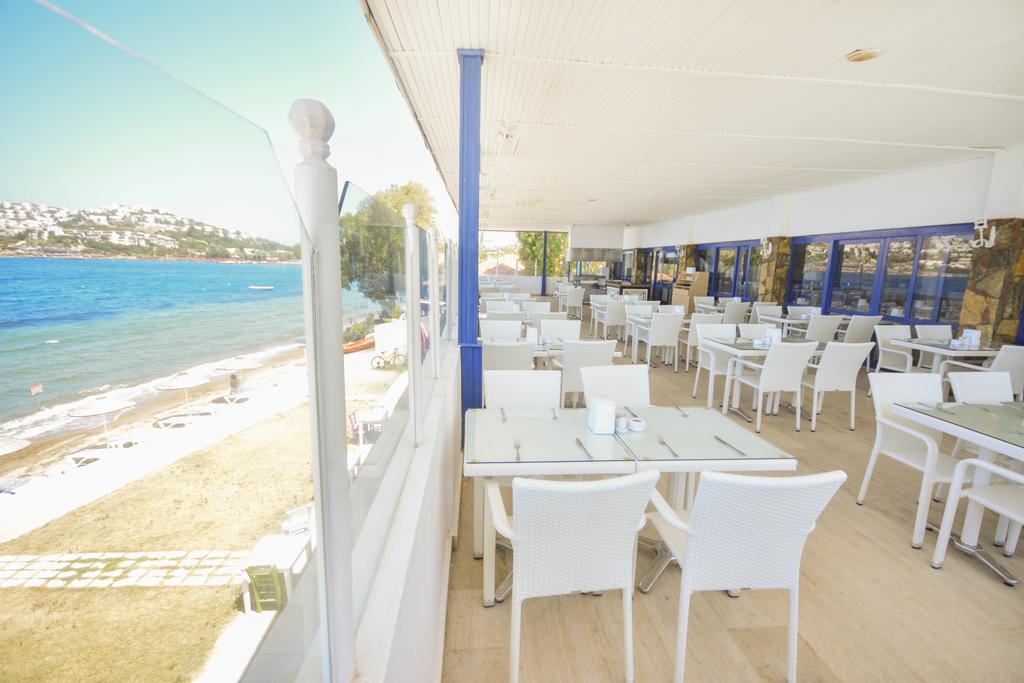 Club Blue White All Inclusive Turgutreis Exterior photo